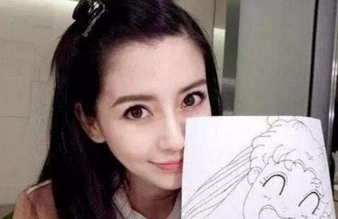 女生发笑哭表情啥意思?也许她是为了掩饰自己内心 女生发笑哭表情啥意思?也许她是为了掩饰自己内心第2张